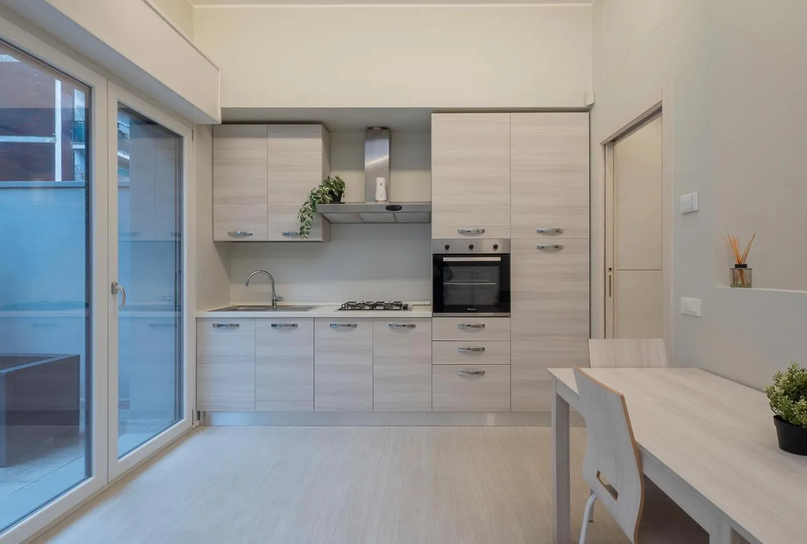 Ihost Studio - Toscanelli 10B 밀라노 0*,  이탈리아