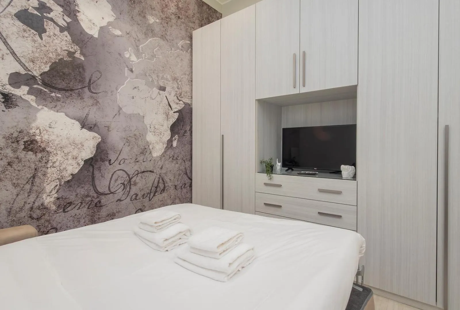 Ihost Studio - Toscanelli 10B Mediolan